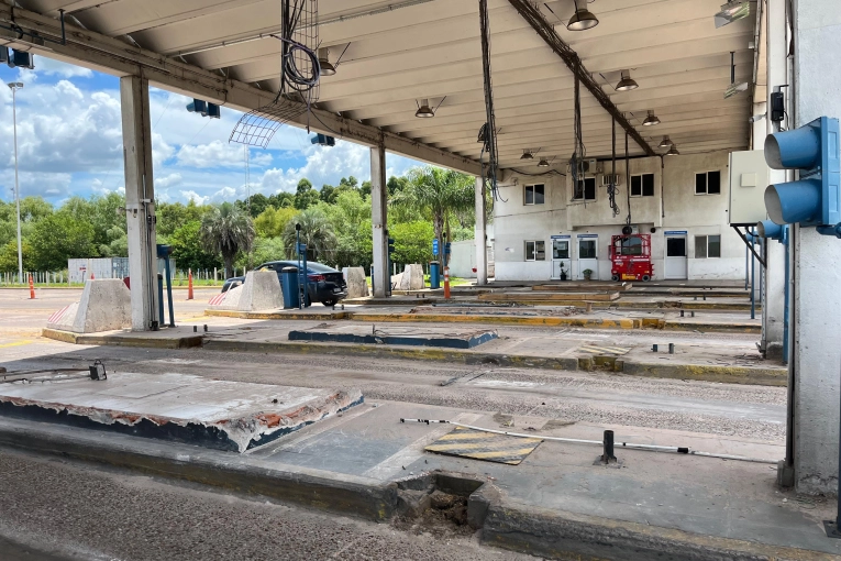 Fueron demolidas las cabinas de peaje en la Ruta 14