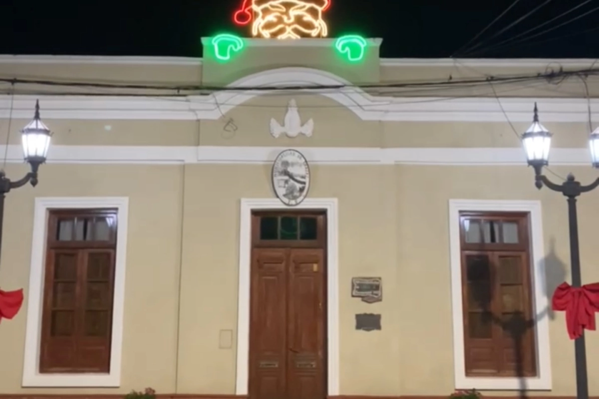 Bono de 100 mil pesos.