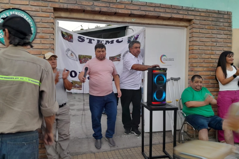 Avallone critic&oacute; a Azcu&eacute; y denunci&oacute; que "echa gente pero hizo ingresar a m&aacute;s de 25 nuevos funcionarios"