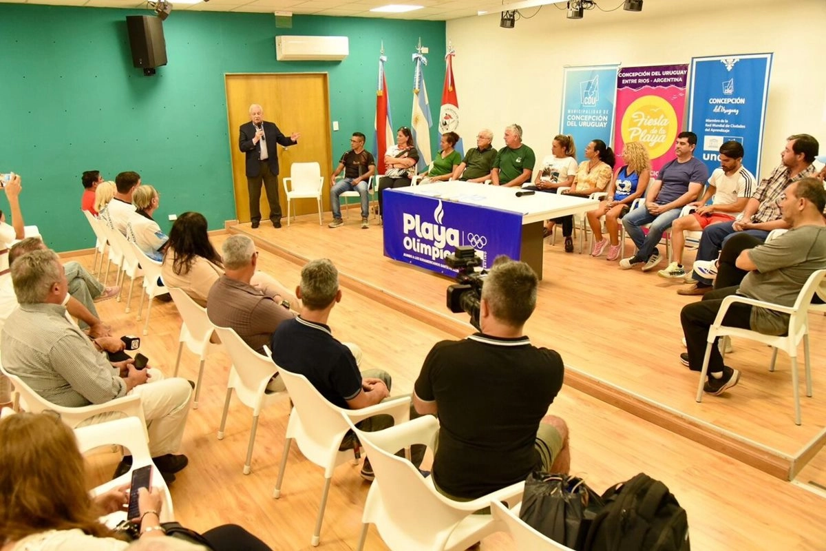 Presentaron las 16 actividades deportivas de la Playa Ol&iacute;mpica en una una ciudad de la costa del Uru