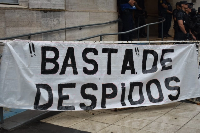 Trabajadores definir&aacute;n c&oacute;mo continuar&aacute; el reclamo luego de no recibir una respuesta