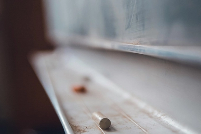 El Consejo Empresario advierte que en la provincia hay un promedio de cinco alumnos por cada cargo docente