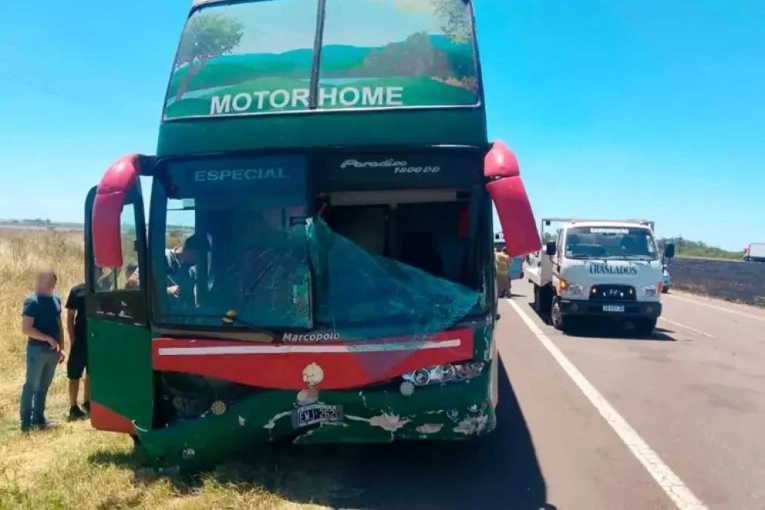 Termin&oacute; con graves heridas tras un fuerte choque en la Autov&iacute;a 14