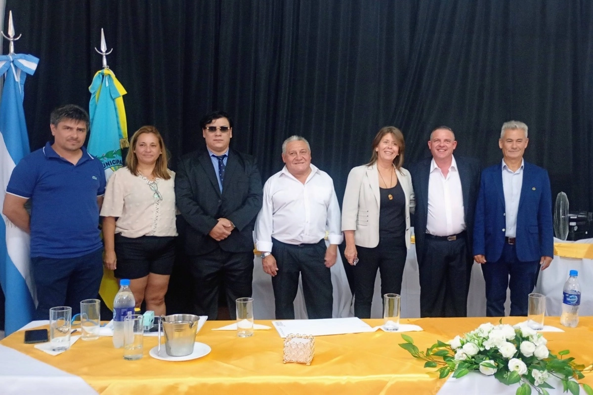 Destac&oacute; el equilibrio econ&oacute;mico alcanzado en 2025.