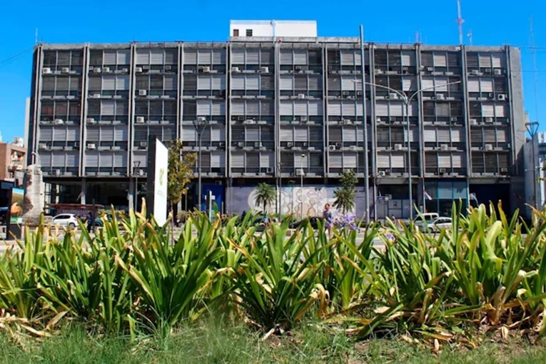 Se tensa la relaci&oacute;n con los gremios docentes y el gobierno ratifica que solo abonar&aacute; los d&iacute;as trabajados