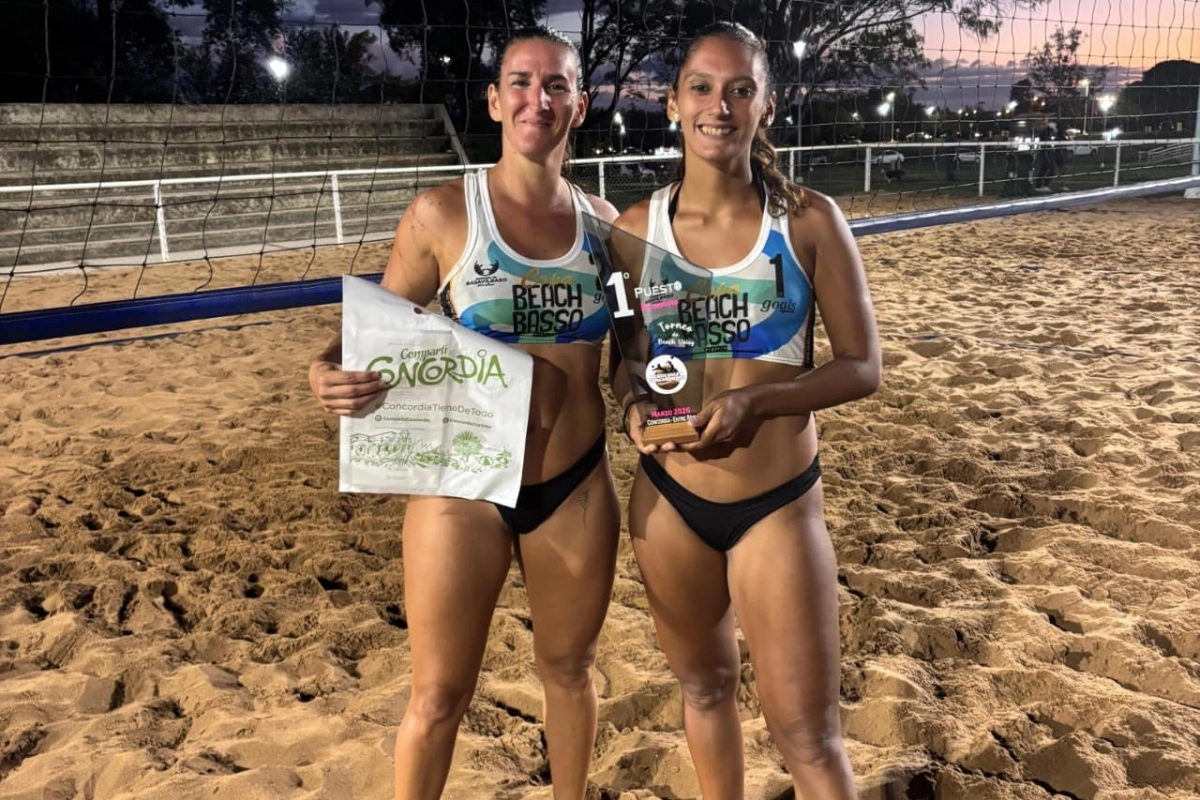 Dupla Valeria Vargas y Soledad Panozzo Zenere.