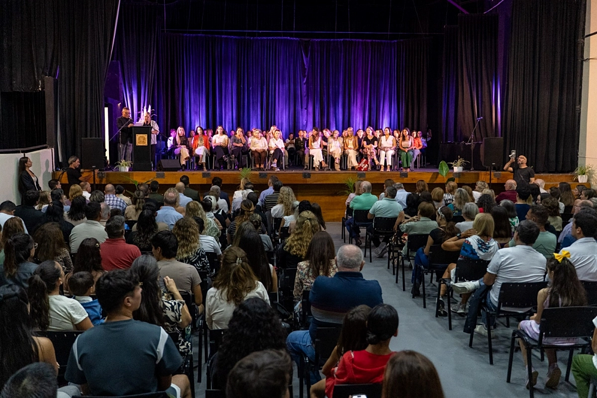 80 mujeres fueron reconocidas en Gualeguaych&uacute;.