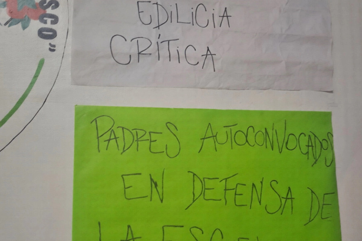 Protesta en la escuela de Osvaldo Magnasco.