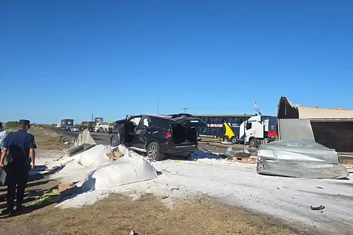 El accidente ocurri&oacute; a la altura del kil&oacute;metro 54 de la Autov&iacute;a Art&iacute;gas