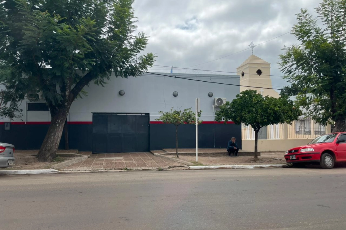 La Esc. Secundaria "Jes&uacute;s Nazareno" prohibi&oacute; el uso del celular.