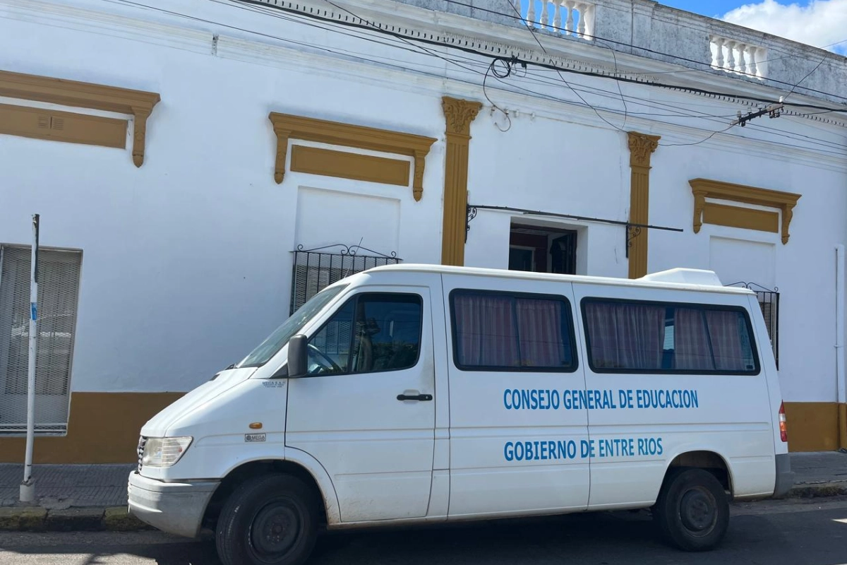 Oficinas de la Direcci&oacute;n Departamental de Escuelas.