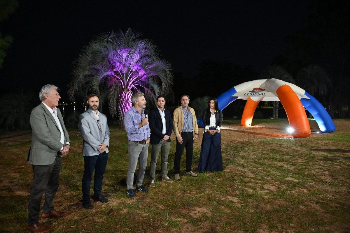 Con la presencia del gobernador se inaugur&oacute; la puesta en valor del Camping Las Palmeras del perilago