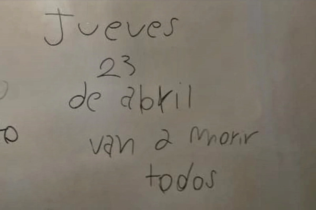 M&aacute;s amenazas en escuelas locales.