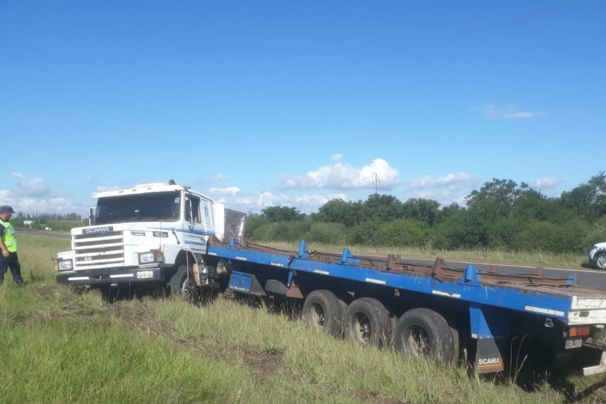 El conductor del rodado debi&oacute; ser trasladado al hospital.