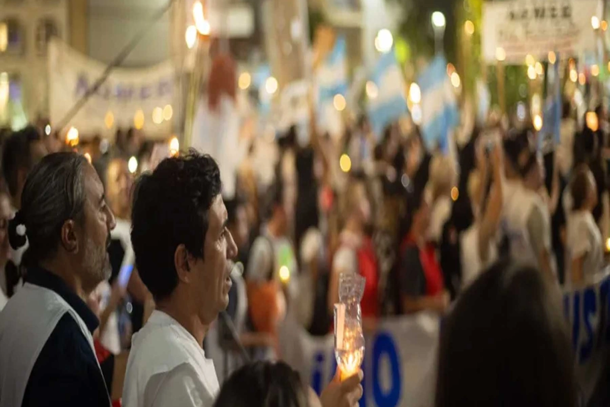 AGMER llam&oacute; a una vigilia, en la Casa Gris.