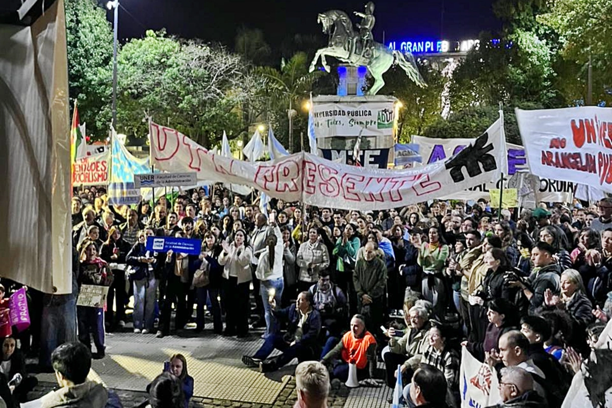 Concordia acompa&ntilde;&oacute; una vez m&aacute;s la Marcha Federal Universitaria.