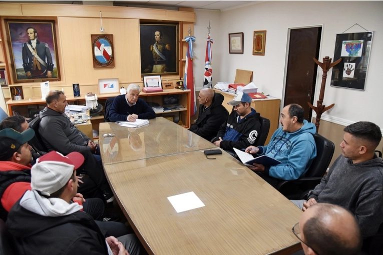 El Municipio entregar&aacute; asistencia alimentaria a 900 trabajadores afectados por la crisis de Granja Tres Arroyos