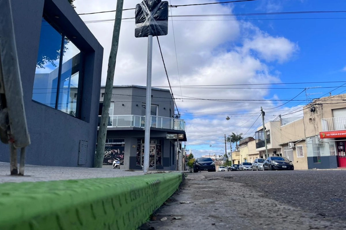 La zona de estaciomiento fue ampliada en varias cuadras.