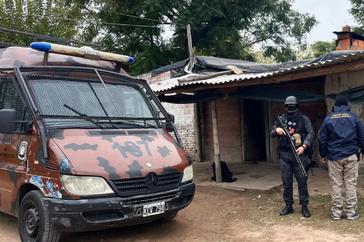 Cuatro detenidos, tras el operativo.