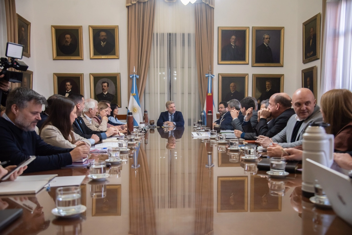 Frigerio busca intervenir en el conflicto.