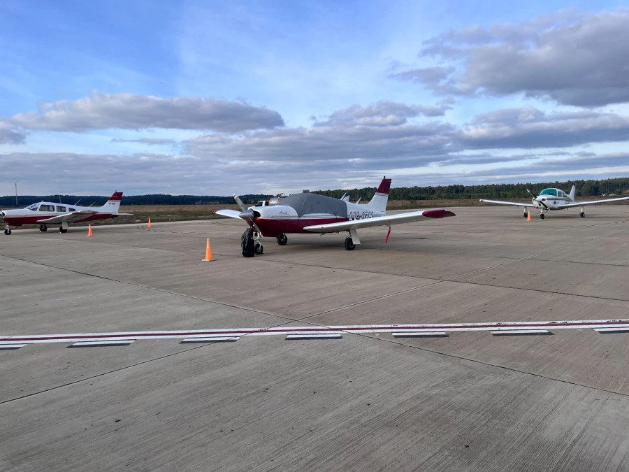 Las aeronaves que aterrizaron en el nuevo aeropuerto de Concordia.