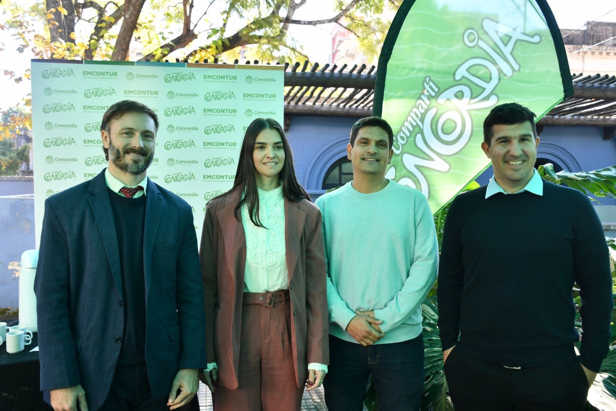 Azcue, Schauvinhold, Sendros y Punteri