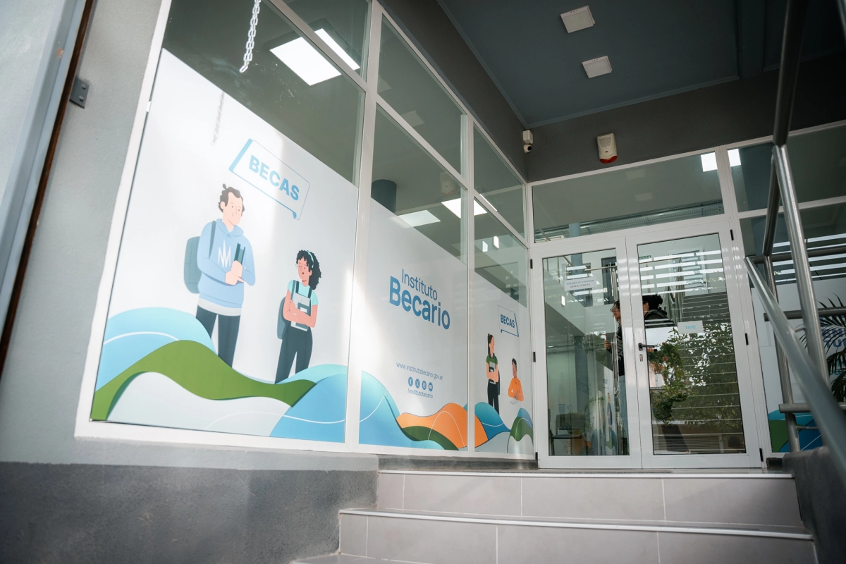 Tambi&eacute;n dieron a conocer los nuevos montos de las becas.