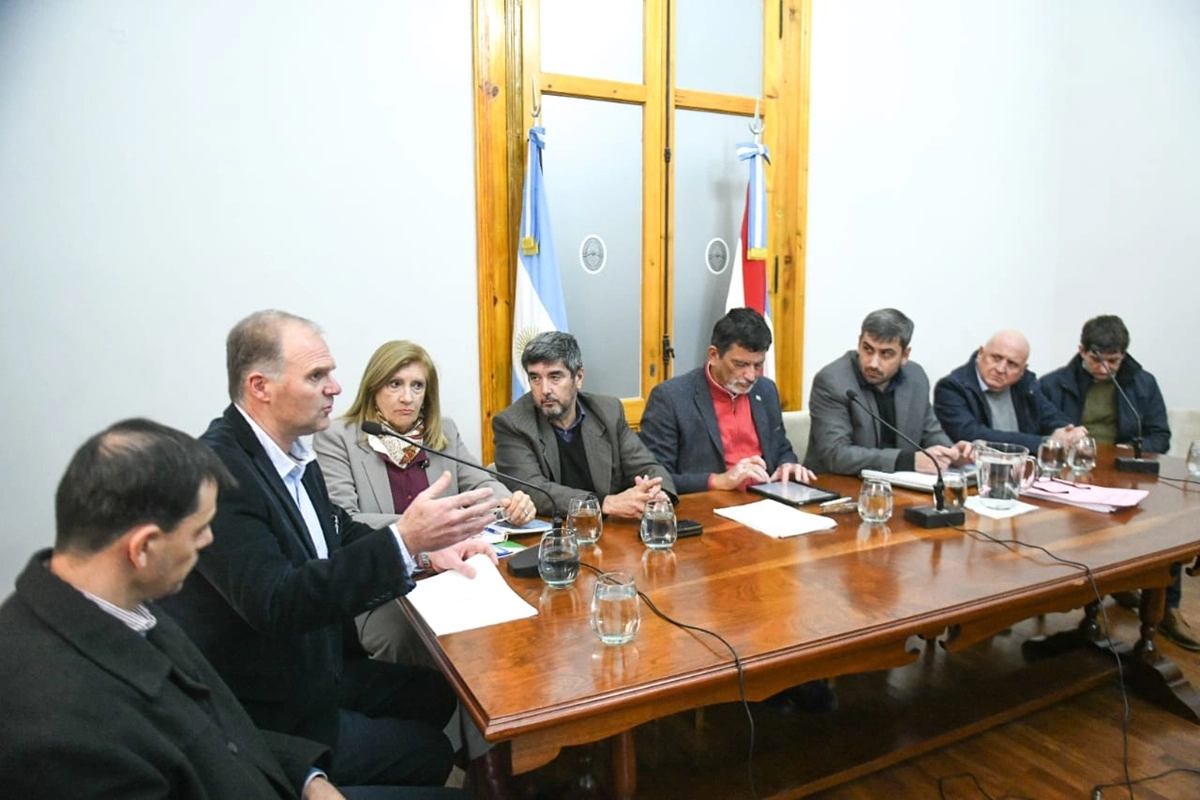 Se acord&oacute; avanzar en la presentaci&oacute;n de propuestas por escrito.