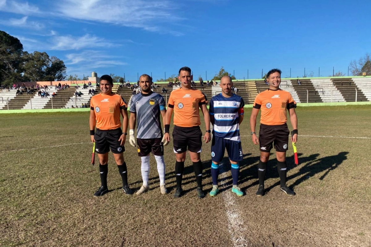 Capitanes de Comunicaciones y Salto Grande