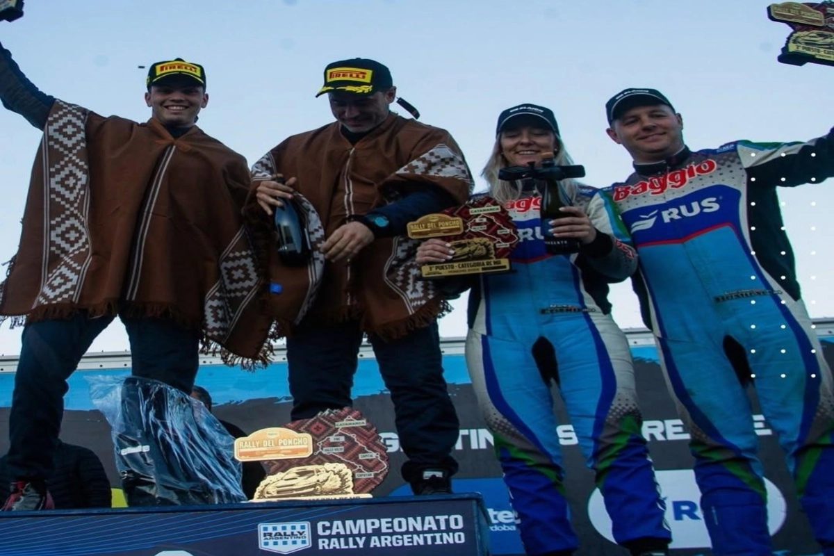 Podio de Nadia en el Rally del Poncho