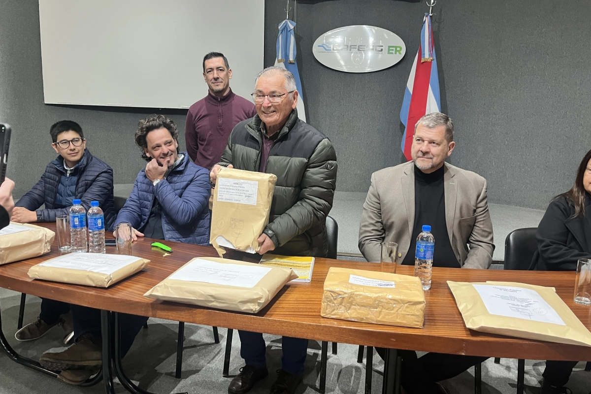 CAFESG realiz&oacute; la apertura de sobres.