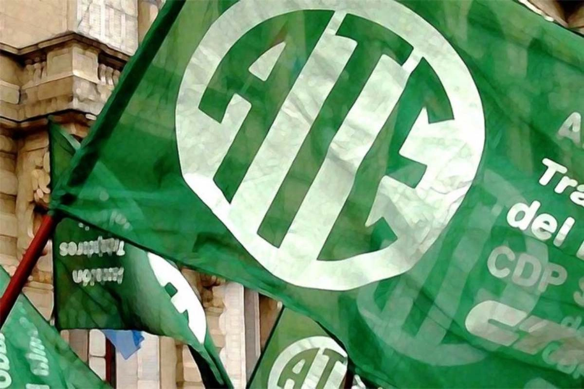 Los gremios insistieron en la necesidad de un verdadero plan de recuperaci&oacute;n salarial.