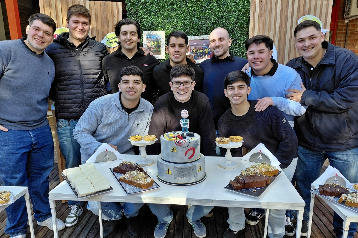 Egres&oacute; una nueva cohorte de T&eacute;cnicos del Programa de Aprendices de EGGER.