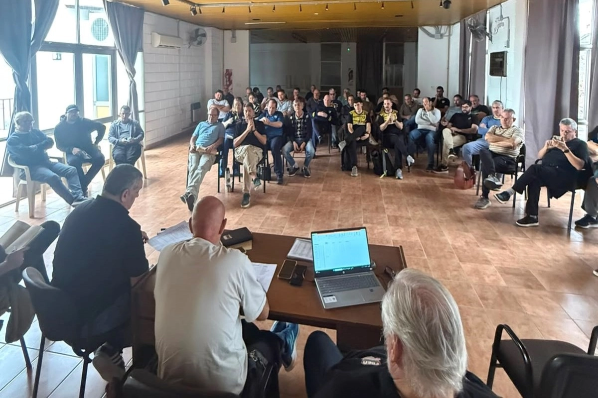 Reuni&oacute;n de FBER con los clubes
