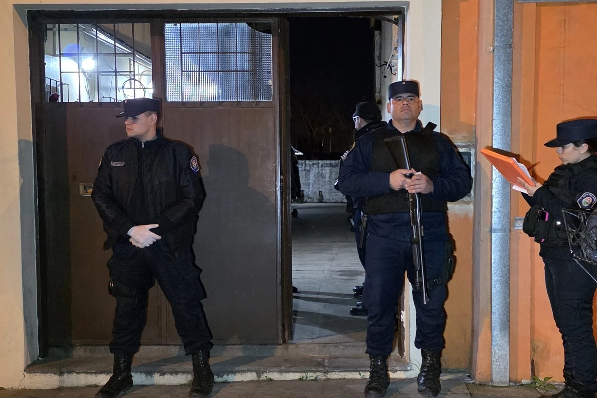 Los allanamientos se realizaron en cuatro viviendas, en el marco de dos causas distintas.