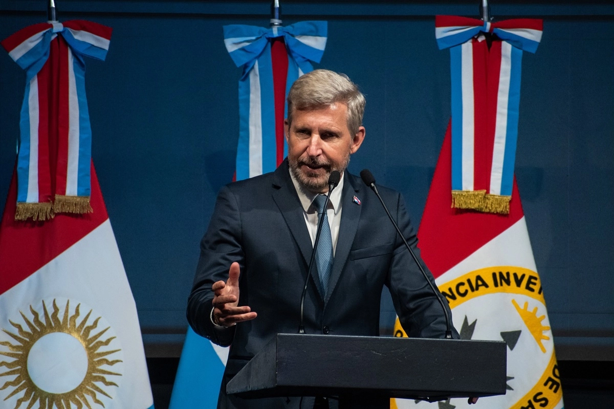 Durante su primer discurso Frigerio impuls&oacute; una agenda enfocada en la producci&oacute;n y la competitividad
