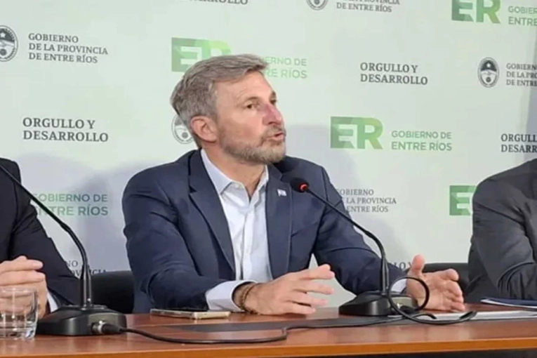 Frigerio defendi&oacute; la contrataci&oacute;n de Teknofood y dijo que "detr&aacute;s de esto hab&iacute;a curros"