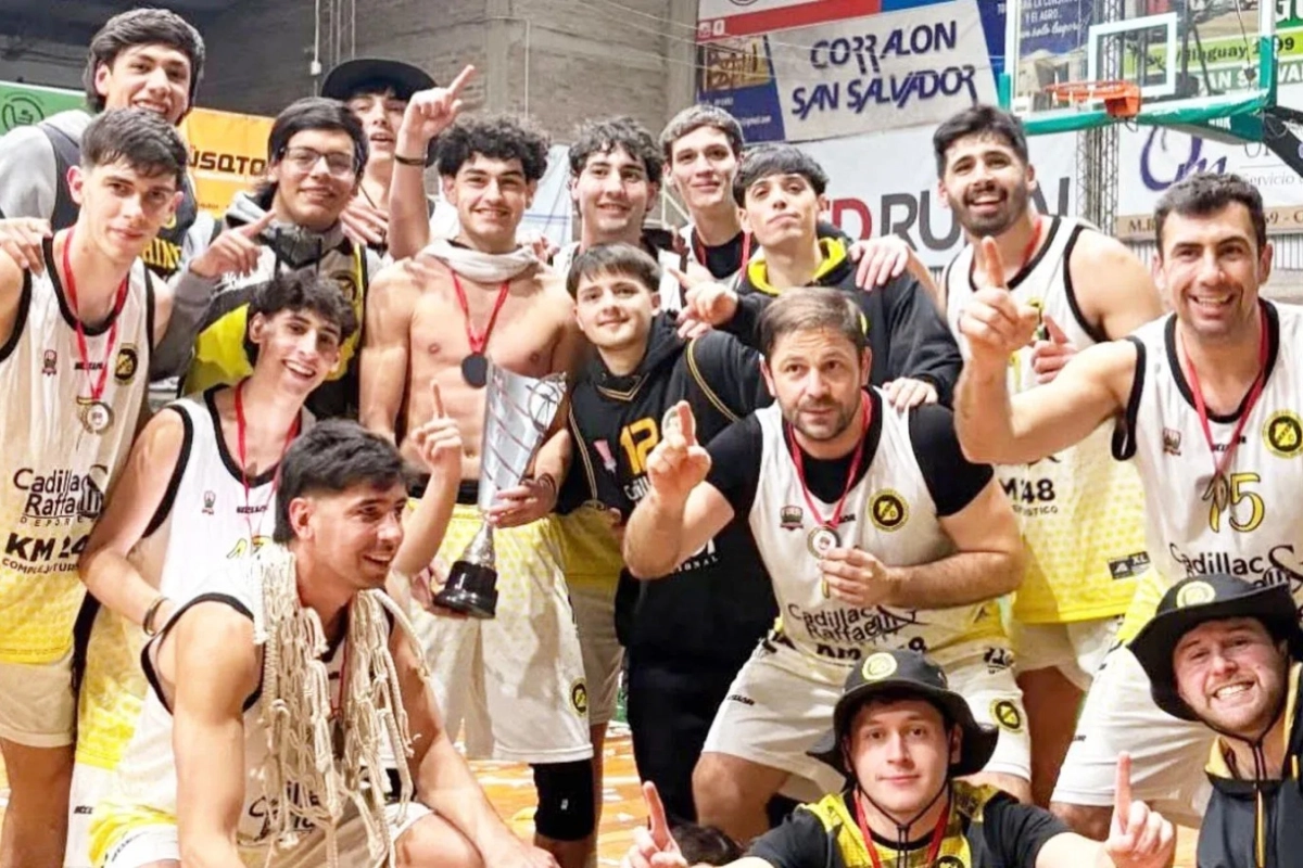Capuchinos campe&oacute;n del Asociativo
