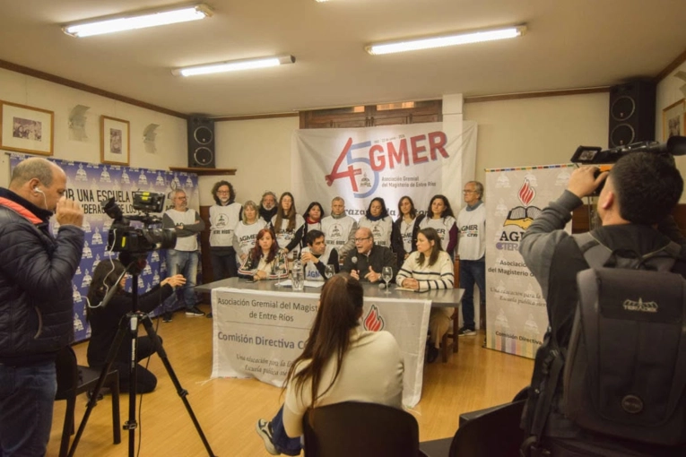 AGMER inform&oacute; que perdi&oacute; "por hackeo" las adhesiones al amparo por comedores