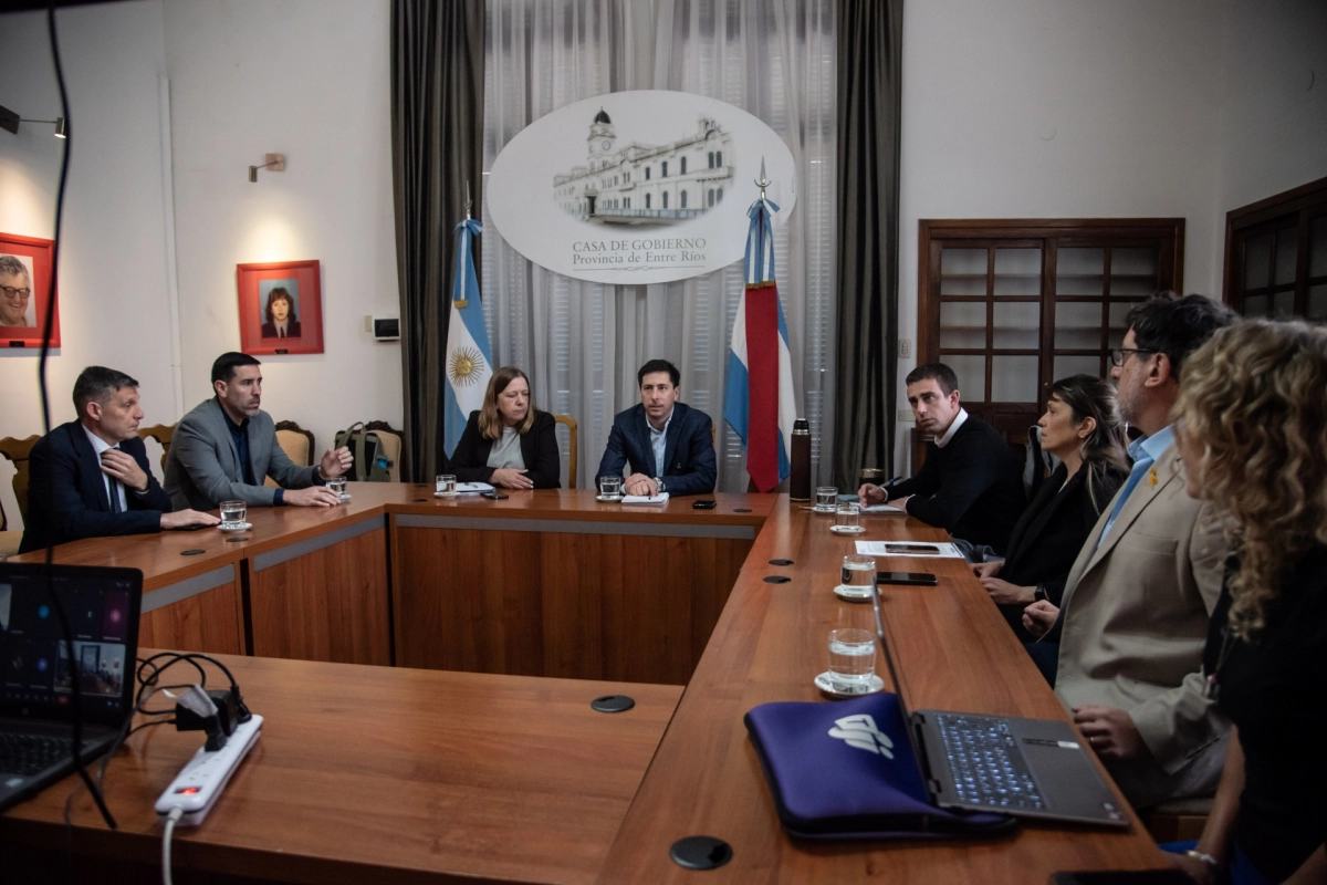 Se reuni&oacute; la Mesa Interinstitucional para la mejora del sistema de alimentaci&oacute;n escolar.
