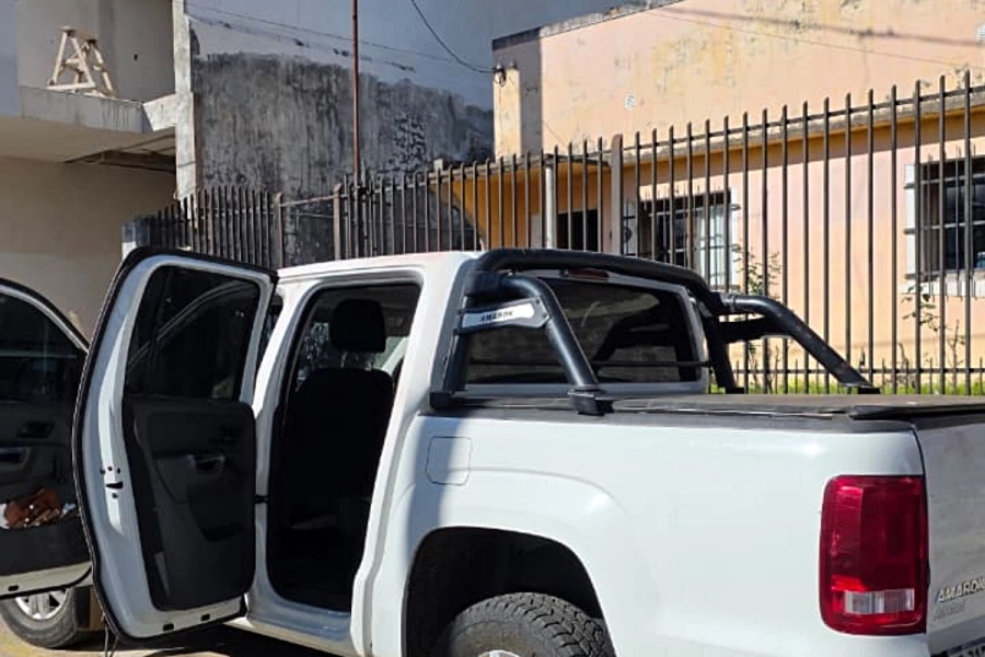 <b>La banda se movilizaba en una Volkswagen Amarok blanca de alta gama</b>