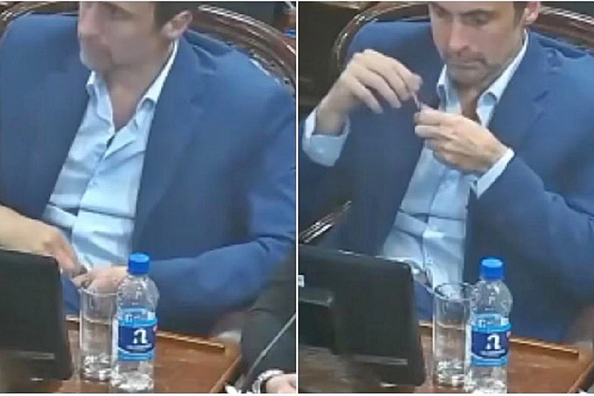 Rossi se hizo el examen para probar su postura.
