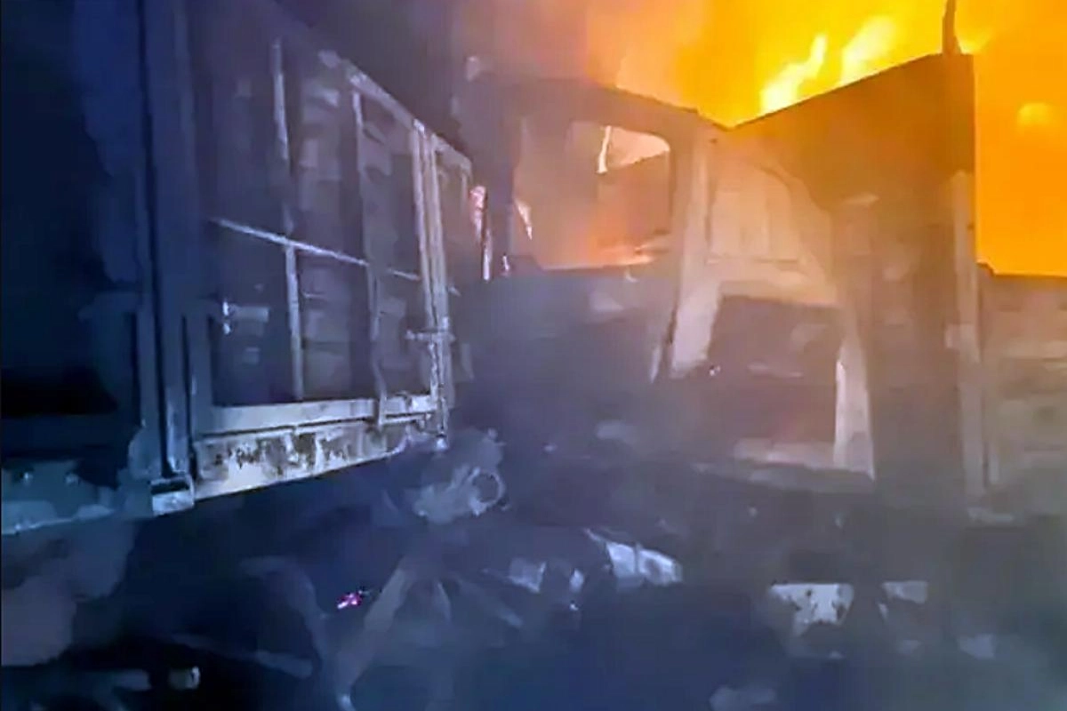 El incendio de los camiones obligaron a disponer un corte total en el corredor vial
