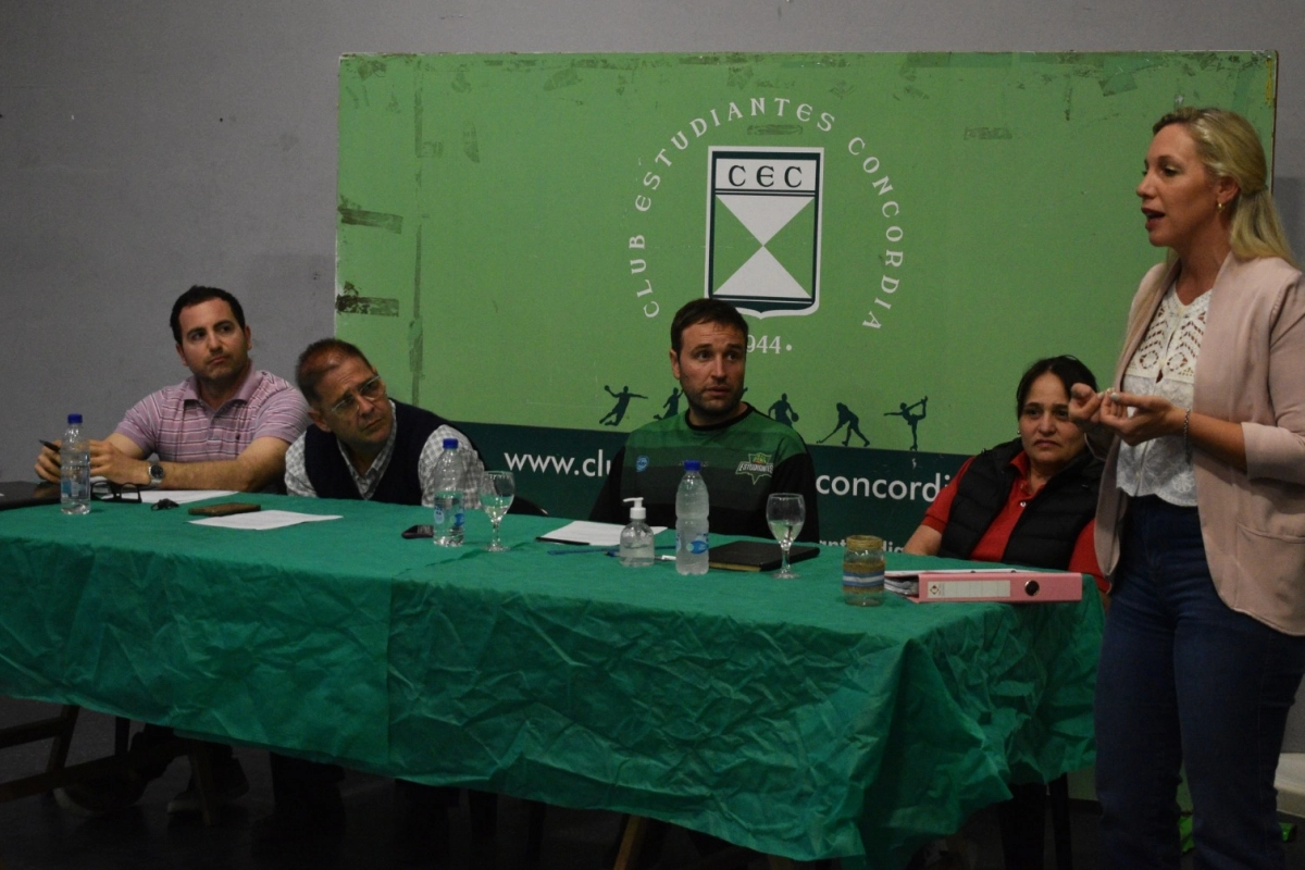 Asamblea General Ordinaria en Estudiantes
