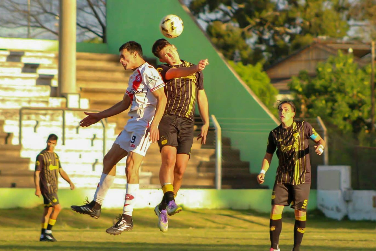 Colegiales vs. Comunicaciones