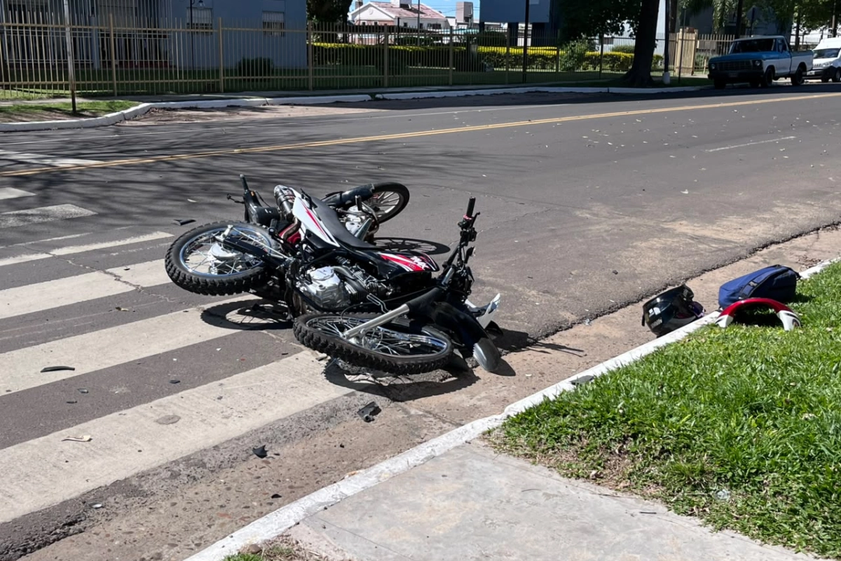 A ra&iacute;z del impacto, ambos conductores debieron ser trasladados al hospital.