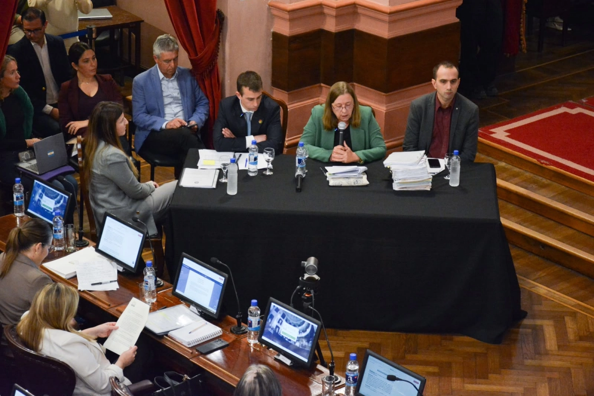 Los funcionarios del Ejecutivo expusieron ante los diputados provinciales de Entre R&iacute;os.