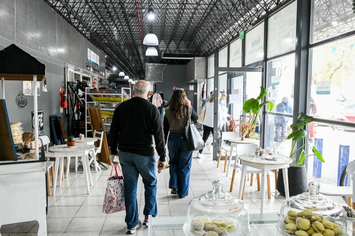 Paran&aacute; impulsa el comercio local con promociones, ferias y nuevos negocios