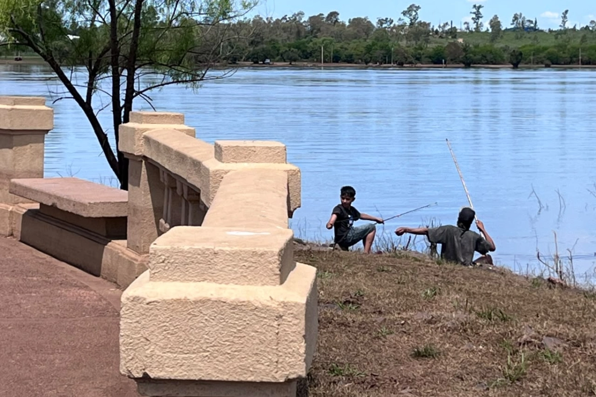 R&iacute;o Uruguay, este mediod&iacute;a, en el final de la Zona Verde.